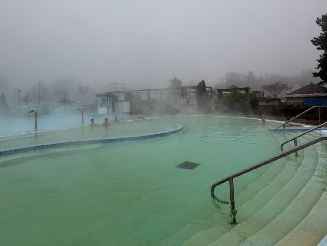 Dunaszerdahelyi fürdő